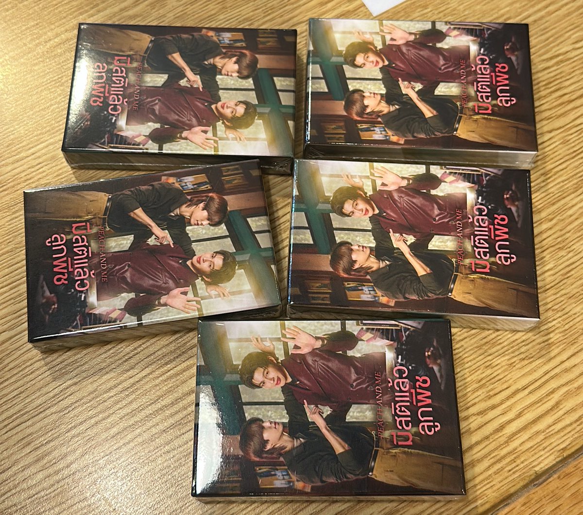 TingStoryy's tweet photo. WTS การ์ด ไม่แกะ Sealed 5set

Set ละ 600฿ ส่งฟรี 12/7

>>dm/ line>> https://t.co/VnLYzmuqKU

#PeachAndMeSeriesEP1
#PeachAndMeSeries https://t.co/aJeoopCE7j