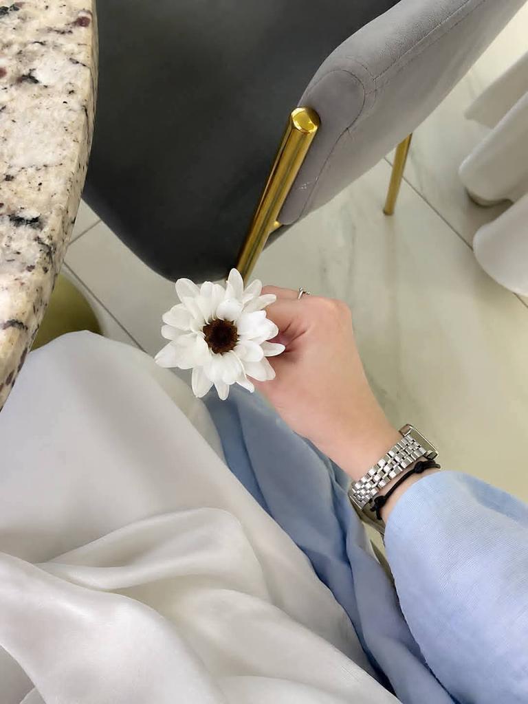 Doaaami09358039's tweet photo. بحب الناس اللي ليها في كل حاجة.. دين تلاقي.. علم تلاقي.. هزار وضحك تلاقي.. جد تلاقي.. دماغ كبيرة تلاقي.. رقة في التعامل تلاقي.. الناس دي جميله جداً...💙🌻🥰 https://t.co/VLKZ5XF6ln