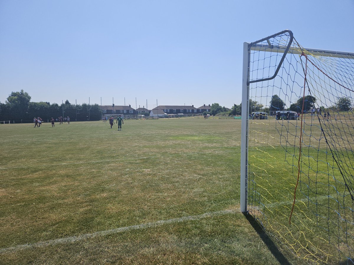 buncranaboy's tweet photo. Broadwell Amateurs 3 Lydney Town 3 in PSF, attendance 111. A fine Step 7 v Step 6 contest on a baking day in the Forest of Dean in a ground last visited 20 years ago. https://t.co/bRKBUlwnd0