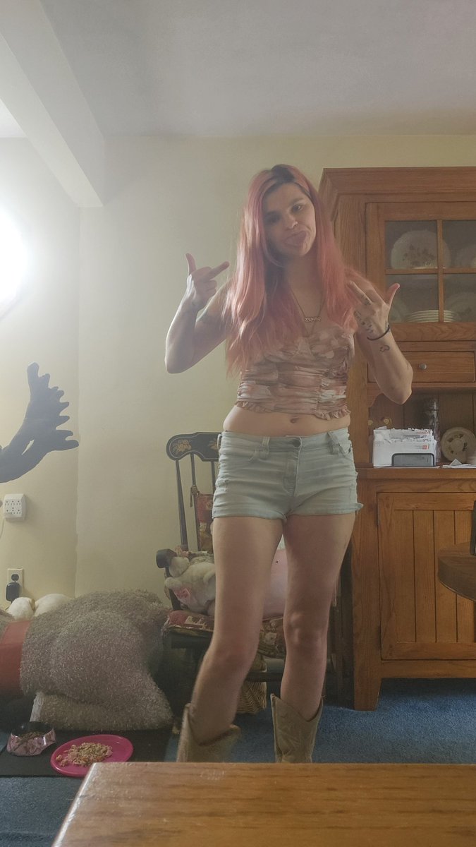 djcountrygurl88's tweet photo. Current fit #currentpictures #model #hatersgonnahate #keepdoingme #showoff https://t.co/zLSQLwlPSr