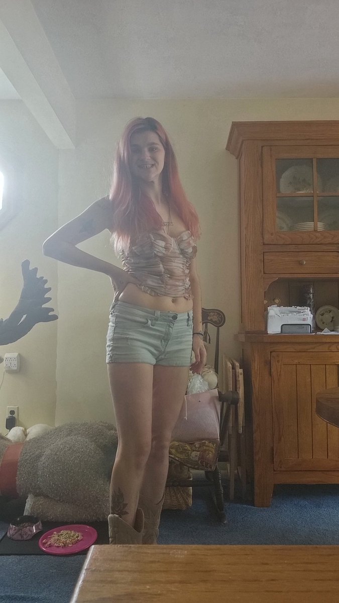 djcountrygurl88's tweet photo. Current fit #currentpictures #model #hatersgonnahate #keepdoingme #showoff https://t.co/zLSQLwlPSr