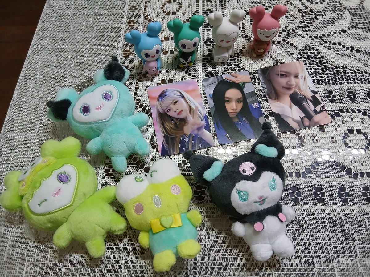 fantasmadeline's tweet photo. feedback mais que super ultra positivo para @okcatzcegs e @hottestenough que simplesmente sempre envia os melhores mails, olhem essas preciosidades 🩷 a qualidade de envio e embalo de sempre, a melhor! É a ceg e a gom do meu coração 🩷🩷🩷🩷🩷 muito obrigada OkCatz 🩷 https://t.co/4CbeAYzhaC