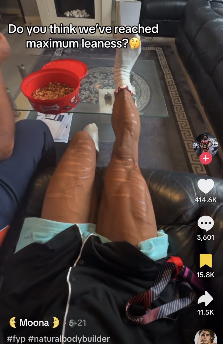 gigapilled's tweet photo. bulking or cutting? https://t.co/yNIP2fg086