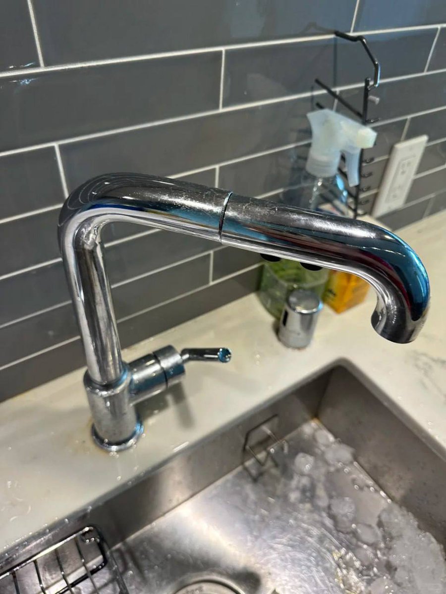 armiesilva29's tweet photo. #Happy #Saturday Today was a thorough home cleaning day. I focused on the kitchen, where daily use leaves the most marks, mopped all the floors, reorganized the bathroom, cleaned the washing machine, and changed all the bedsheets. It feels good to refresh the space https://t.co/vL0sYKWEdC