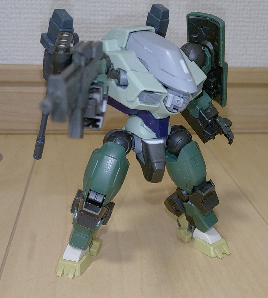 H_Ochre's tweet photo. やはりサフ
サフは全てを解決する
あと地味に股間をいじる(性的な意味ではない)
＃ガンプラ https://t.co/1hantoBl4K