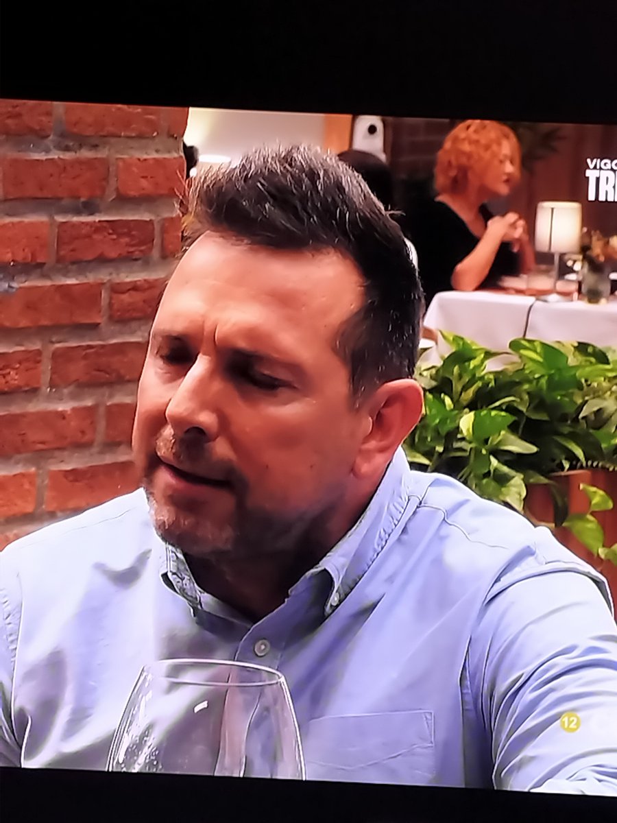 Mecachis11's tweet photo. Se lo está pensando
#firstdates11j https://t.co/GFCInyt4GR