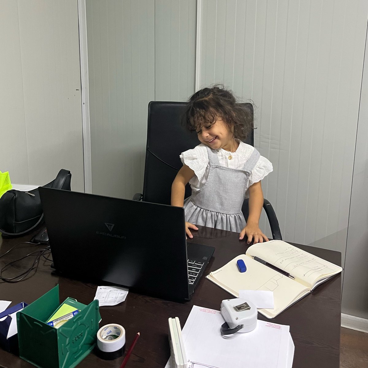Arifecyln's tweet photo. Minik mimar 👷🏻‍♀️ https://t.co/Hn3dHeVSso