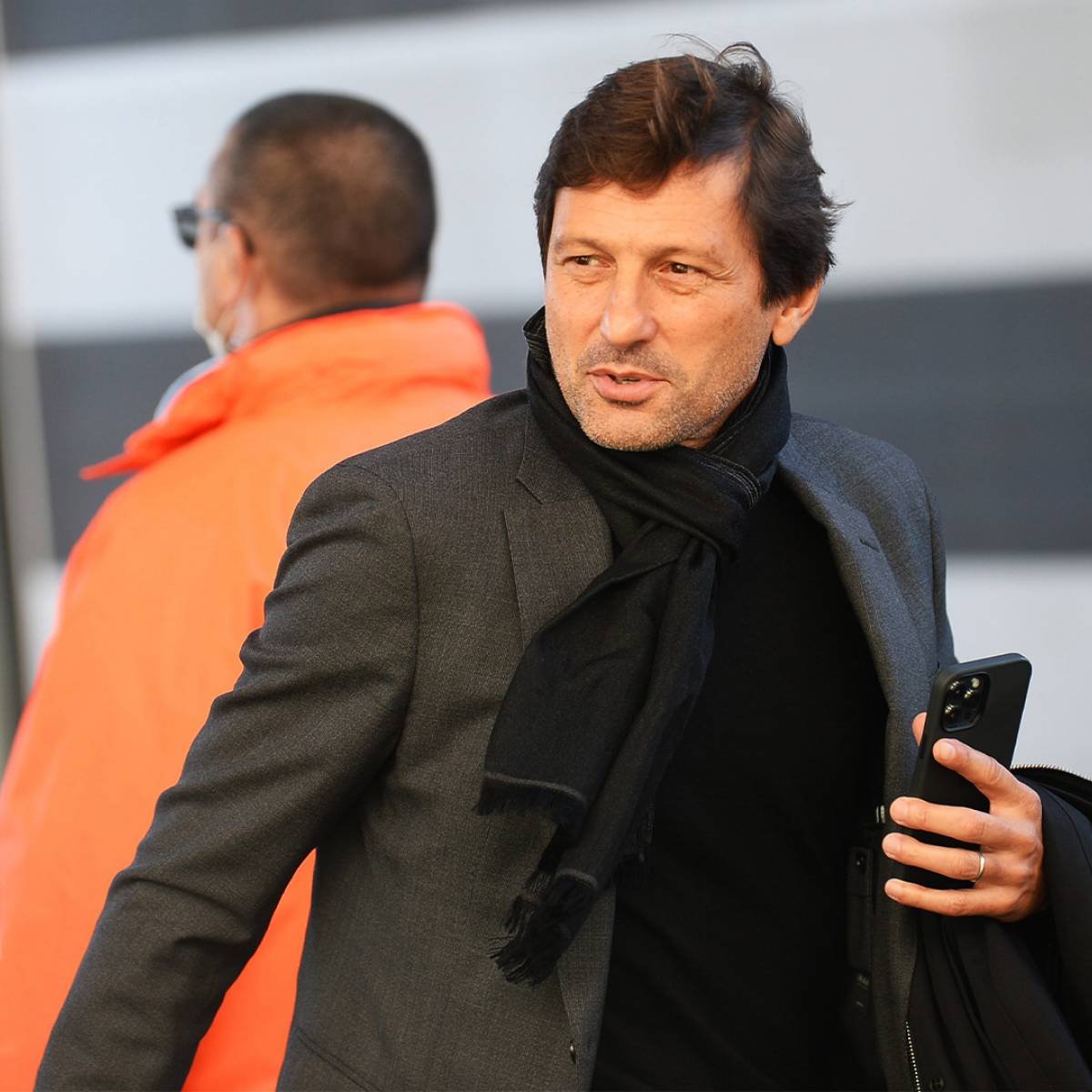 Paristeamfr's tweet photo. 🚨🔴🔵 Leonardo va rebondir avec un nouveau poste ! Après avoir été entraîneur, puis directeur sportif, notamment au PSG à deux reprises, le Brésilien endossera désormais le costume de conseiller de la sélection italienne, aux côtés de Paolo Maldini, nommé directeur technique national de la Squadra Azzurra. 🇮🇹 @AbdellahBoulma