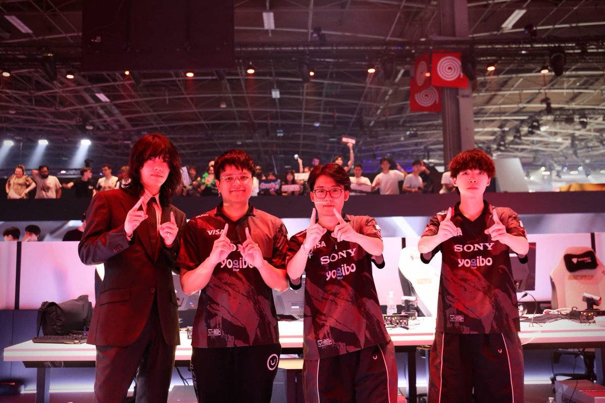 realEuriece's tweet photo. おつかれさまでした！みんな応援してくれてありがとうございます！！初の世界大会で決勝11位です1回チャンピオン取ったけど上手く行けなかったので、Split2向かって色々学びました
世界トップで日本語で戦ってるの本当に思わなかった。REJECTありがとう！味方も(コーチ入り)あざいます、味方マジで強くて次世界優勝いけると思います！純ちゃんも応援してくれてありがとう、嫁もフィリピンから見てくれてありがとう！！愛してる！