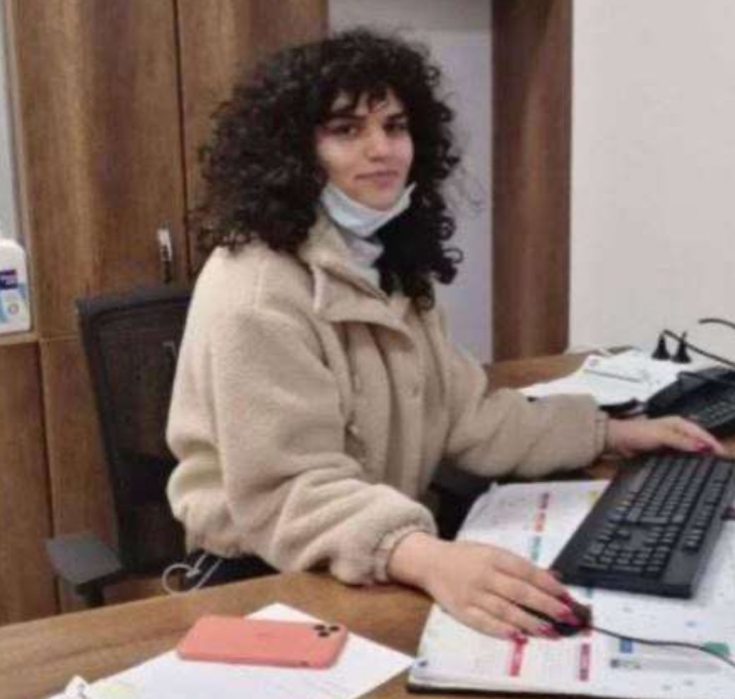 zamzunge250's tweet photo. acile gidince denk gelen doktorlar https://t.co/m2mosFQdzv