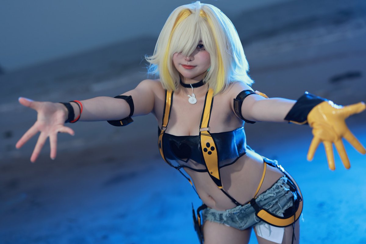 BYUNG_x2's tweet photo. 지휘관 씨~ 같이 물놀이 안 할래여?

#NIKKEcosplay #NIKKE #Elegg
📷 @kyt74_photo https://t.co/WjIGJzsJvO