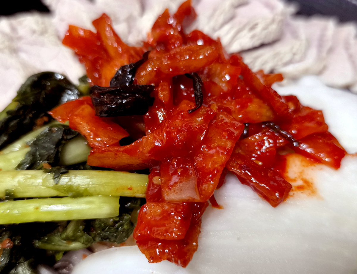 __South__WIND__'s tweet photo. 냉면 れいめん

#SOUTHWIND_EAT_NOW https://t.co/1CVLKU597E