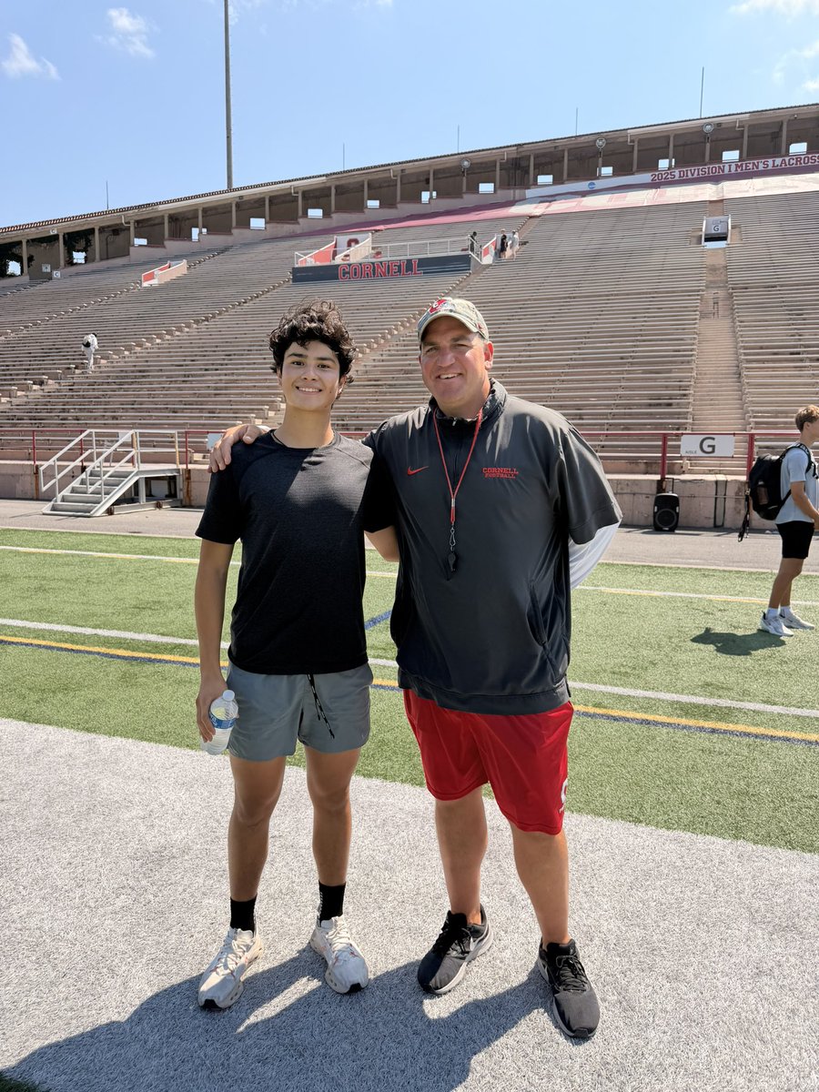 FrancoHeinzeC's tweet photo. Great day at @BigRed_Football !
Thank you @CoachJDittman58 for having me.

@NickGatto @HKA_Tanalski https://t.co/8LSRnNxAf1