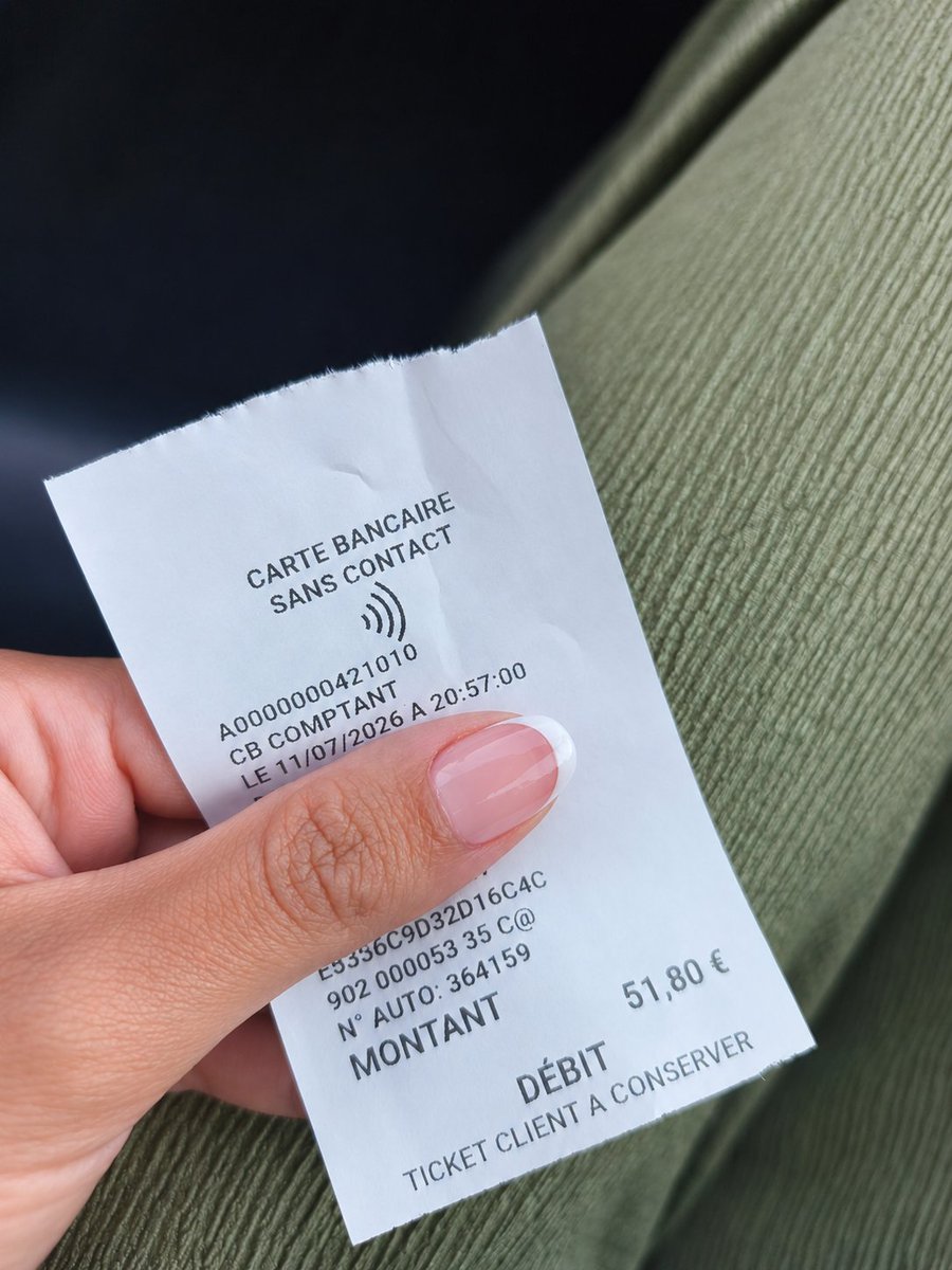Candyfeetbabyfr's tweet photo. Ticket de bar à rembourser pour les bouffons de la reine. #findom #soumis #toutou #moneyslave #atm #paypig #cuck #cuckold #moneymiss #domina #rtgame #slowdrain #harddrain #sub #femdom https://t.co/CwAZg99g64