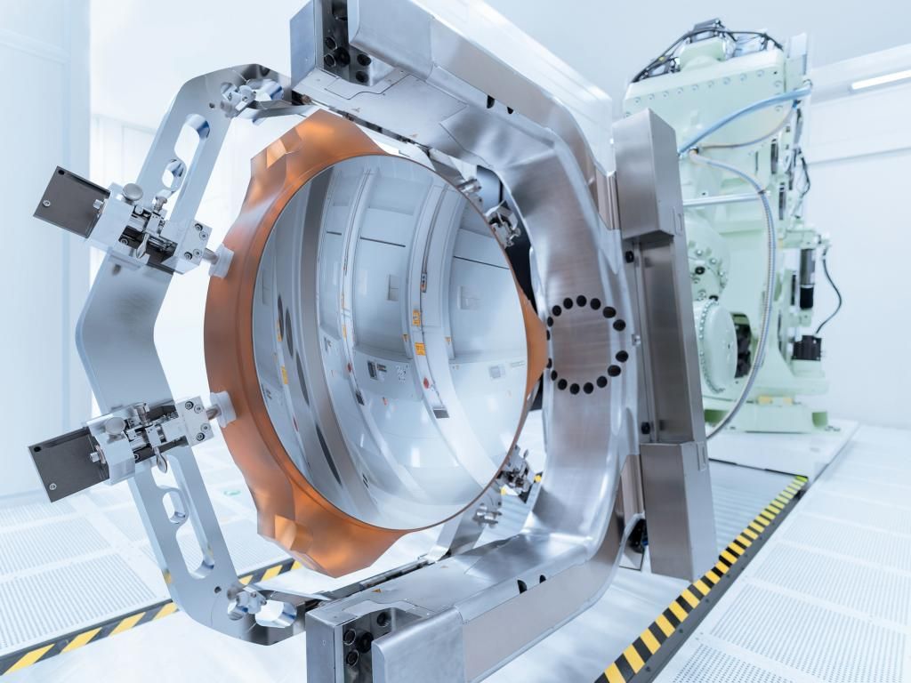 ChurchillWw's tweet photo. ASML is usually described as a monopoly, but inside the machine the pattern repeats. The optics have one qualified supplier, the laser has one, and the light source came from a company ASML had to buy outright. For every hard part of an EUV scanner there is exactly one company on earth that can make it, so what looks like one monopoly is really a chain of them. I went through the suppliers one by one: