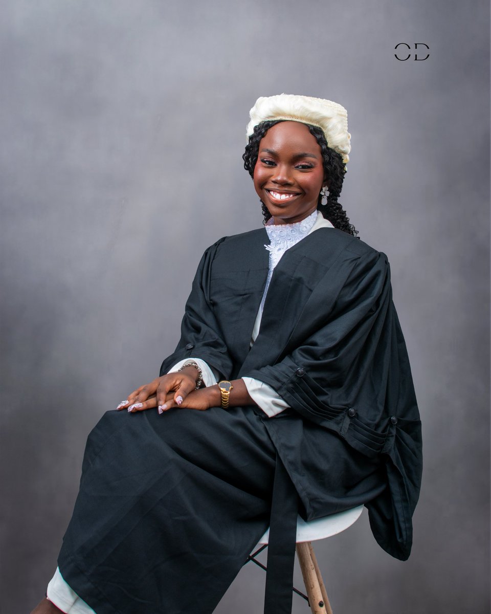 eucharisia's tweet photo. It's been a long time coming; wrote down this dream in my primary school's yearbook and now it's a reality🤭. 

Behold the latest Barrister and Solicitor of the Supreme Court of Nigeria!!!

#calltobar https://t.co/fkMDUnr1ea