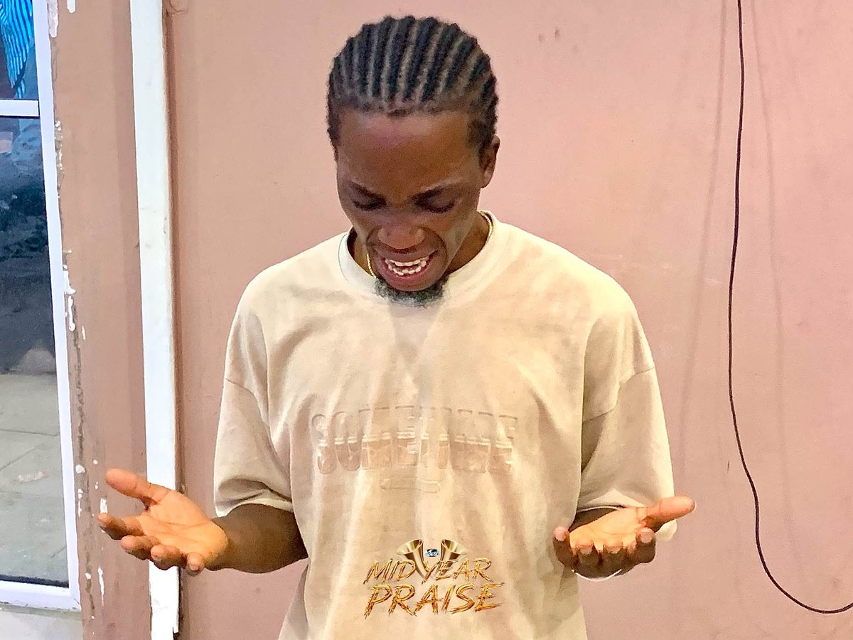 dlem_global's tweet photo. Prophecies must be facilitated if they must be fulfilled.
You don't watch prophecy, you war prophecy.
Every of God's words cannot fail, but you need to enforce it to be fulfilled in your life.
Today was powerful 
You don't want to miss the grand finale
See you Tomorrow by 4 pm. https://t.co/dpC3YpD1Uv