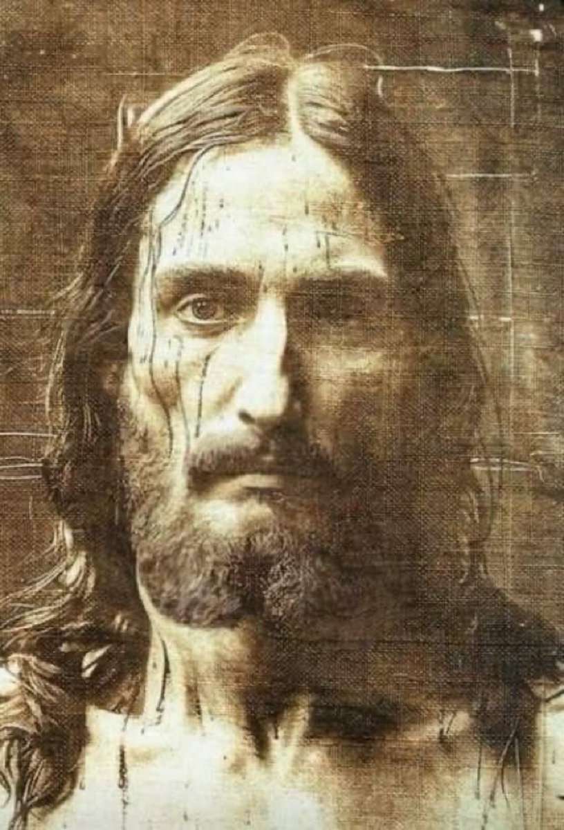 churchtalkative's tweet photo. Jesus is King.

Jesus is Lord.

Jesus is God. https://t.co/vuWGnim8lH
