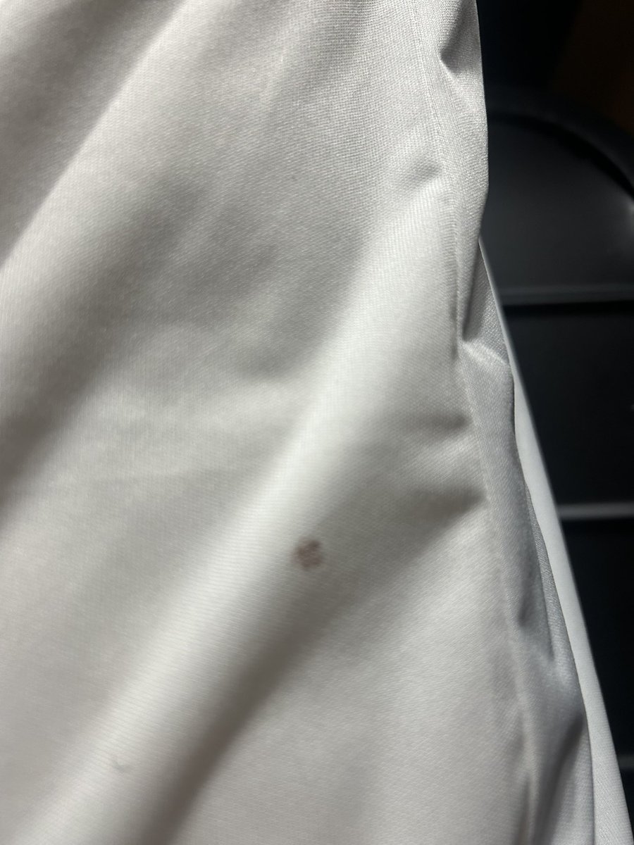 mmn0929's tweet photo. @bestwestern Des Plaines O’Hare. These are the sheets my daughter found on her bed. Bed bugs? Urine? Blood? Front desk said she didn’t qualify for a refund. Not bugs, but crumbs? So they didn’t change the sheets? I’m one night away from Platinum level. Do better!! Shame on you! https://t.co/VcwqZhzoVa