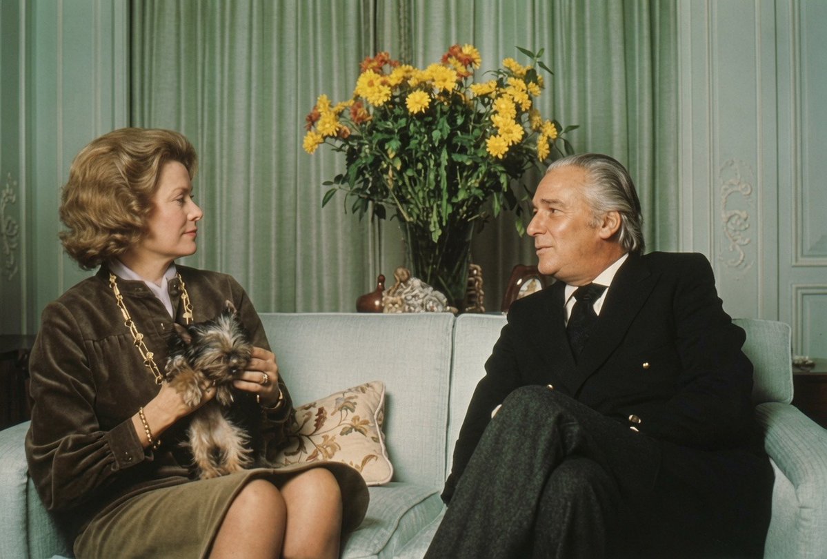 GRACENFAMILY's tweet photo. Princess Grace of Monaco interviewed by José Luis de Vilallonga in 1974 https://t.co/LYXoZt1zBK