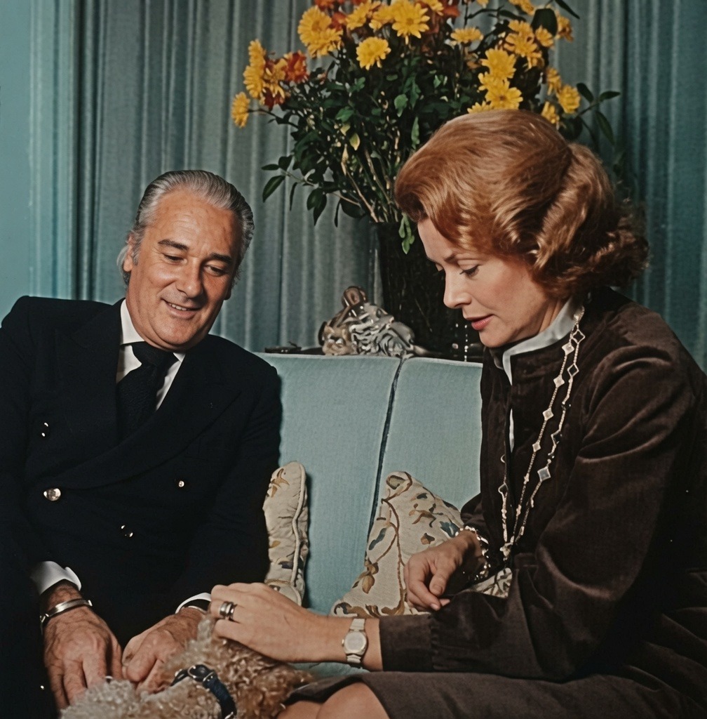 GRACENFAMILY's tweet photo. Princess Grace of Monaco interviewed by José Luis de Vilallonga in 1974 https://t.co/LYXoZt1zBK