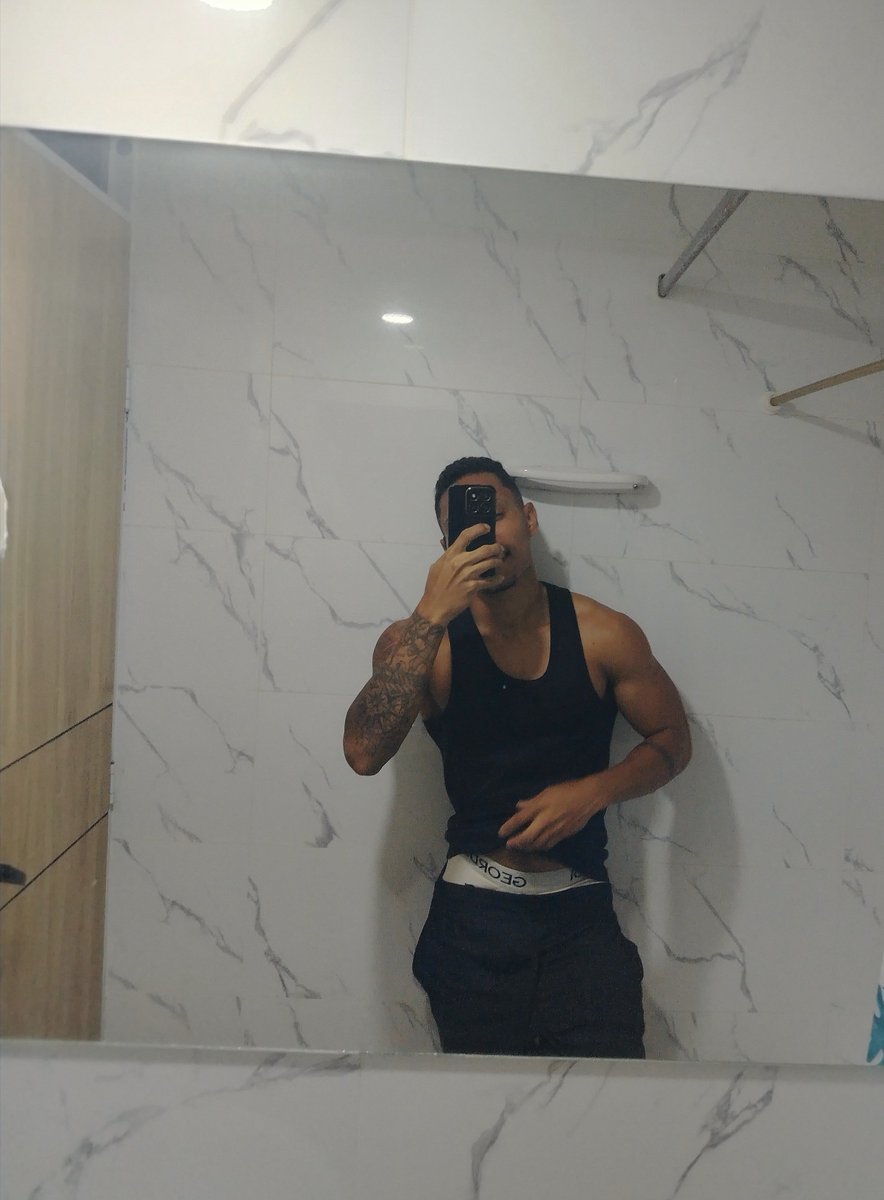 Jose_251100's tweet photo. Sábado😈🔥 https://t.co/tPyIdfSokM