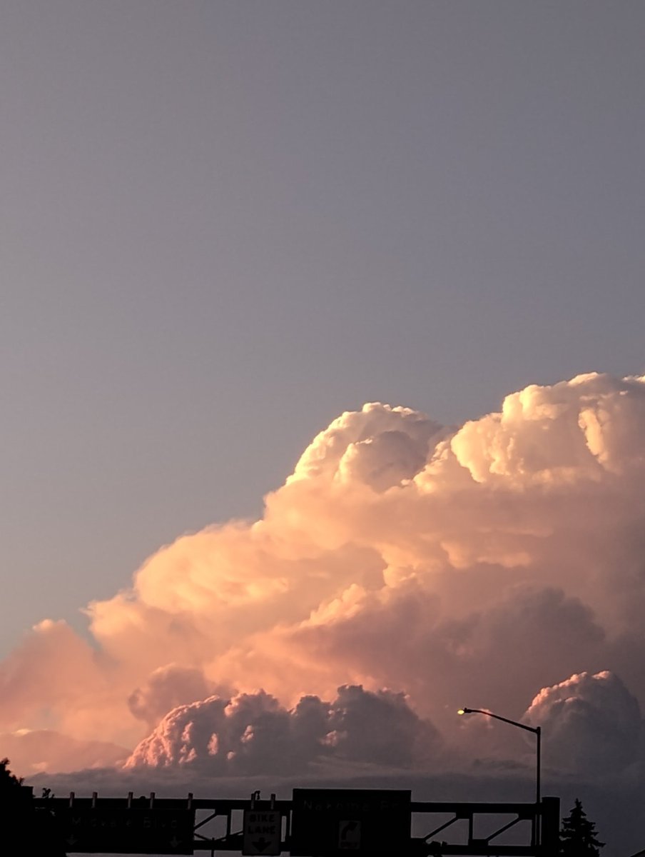 EMomou's tweet photo. #sky #heaven #beauty https://t.co/9qiY7vyR8q