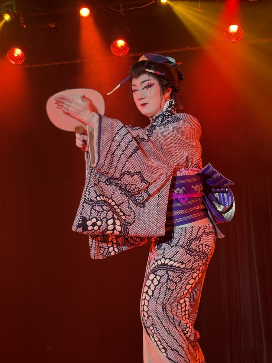PythonBeautiful's tweet photo. 劇団美松
山桜桃の湯
桃の湯劇場
2026.7.11昼の部
雷矢祭り

松川小祐司座長

♬博多夜船 https://t.co/IdxUdzBkBA