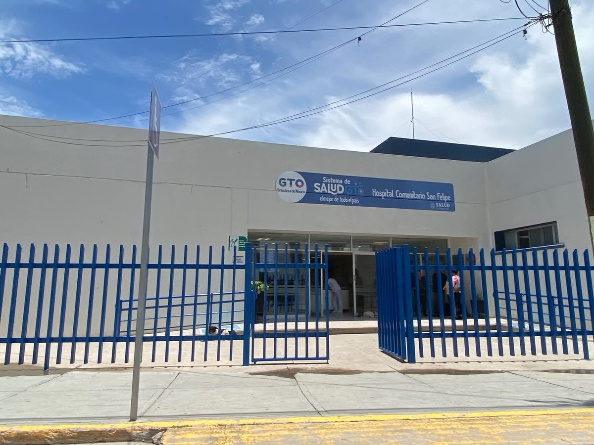 BajoFuegoRPL's tweet photo. En San Felipe, Guanajuato 3 hombres resultaron intoxicados con sulfuro de Aluminio, tras haber realizado una fumigación, 2 de ellos están inconcientes y quién los vió y pidió ayuda también recibe atención médica en el Hospital comunitario #Leongto @pequeezquerrall https://t.co/7Cs2PwZTVz