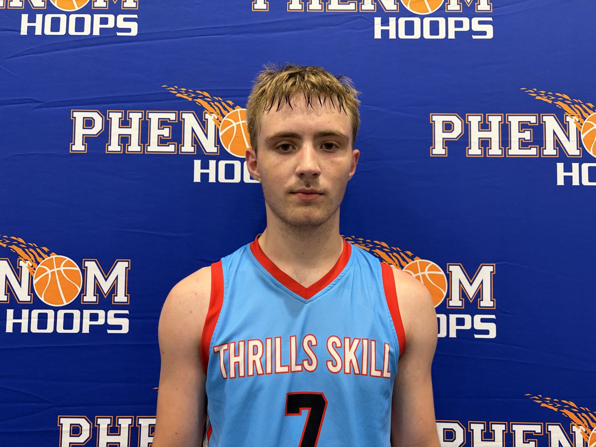 PhenomExposure's tweet photo. MVP #Phenomhoopslive

2027 Will Parris 

Thrills Skills https://t.co/9JqX6lB3u5