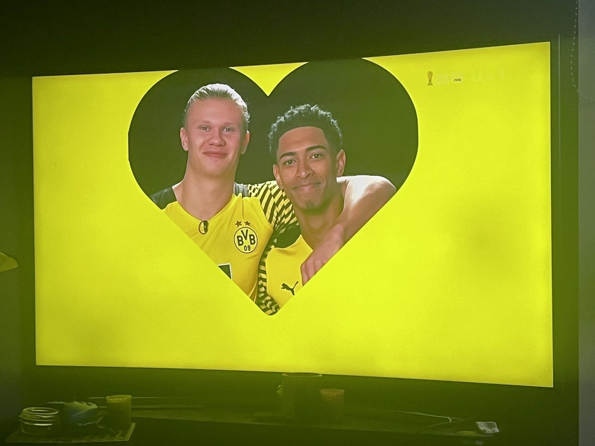 modwoIves's tweet photo. itv having Bellingham Haaland yaoi on the pre-match buildup wasn’t on my bingo card https://t.co/6BgLTlBFnO