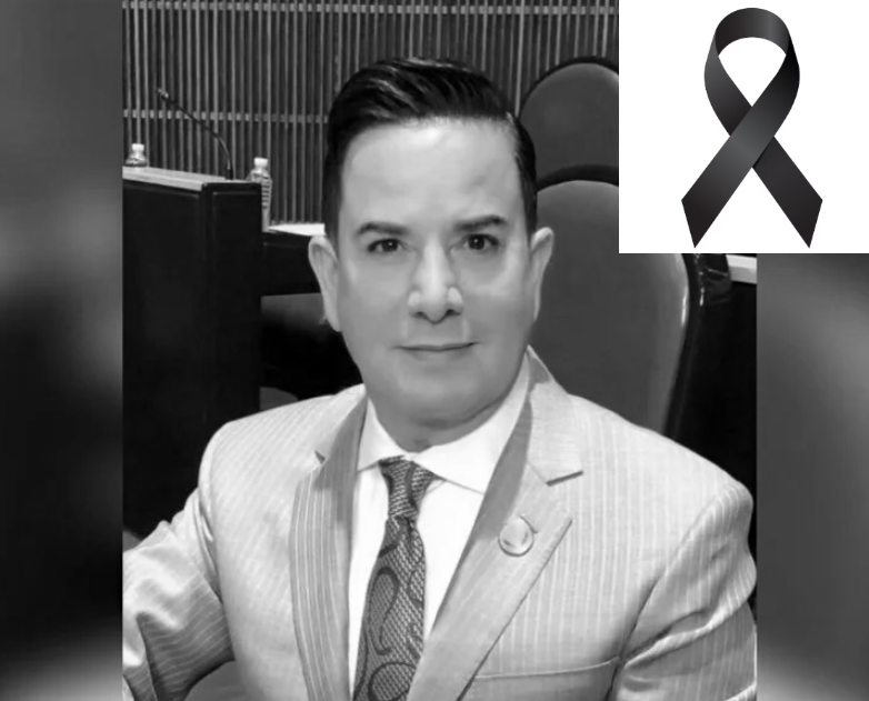 RedDiversidad's tweet photo. Fue asesinado el primer alcalde abiertamente Gay de México.

Los hechos ocurrieron en en una nevería de la colonia Autocinema, en  Guadalajara, donde Benjamín Medrano Quezada jue ejecutado con arma de fuego. Hilo. https://t.co/tQYaW8UTru