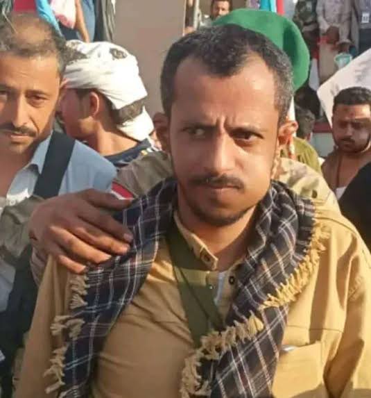 Adelalhasanii's tweet photo. يواصل العنصري المناطقي أبو زرعة تعييناته لعصابات الانتقالي.

فقد كلّف المجرم فهد المرفدي، التابع للانتقالي، والذي شارك في ذبـ ـ ح أسرى في سيئون، وانتهاك البيوت، وعمليات السرقة موثقة، 
مسؤولًا عن سجني المنصورة وبئر أحمد.

#عادل_الحسني https://t.co/9I9vro7nJN
