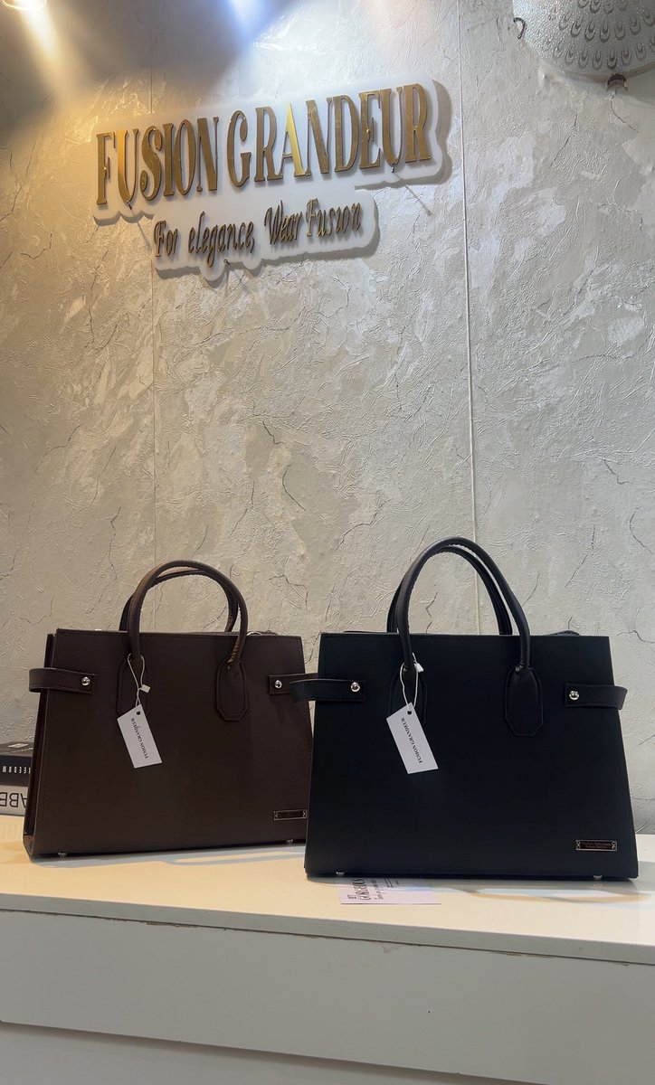 social_nerddddd's tweet photo. Just 50 people to buy work bags before Wednesday 🥺🤎.

When it comes to functional, Durable and unique work bags, nobody comes close.
I’m really good at what I do and you’d definitely not regret buying from me.

Price ranges from NGN 43,000 - NGN 48,000 depending on the Sizes you want.

Available in preferred colors and all bags comes with an extra strap. For more visit 🙂👇

https://t.co/uycp2A2sJa