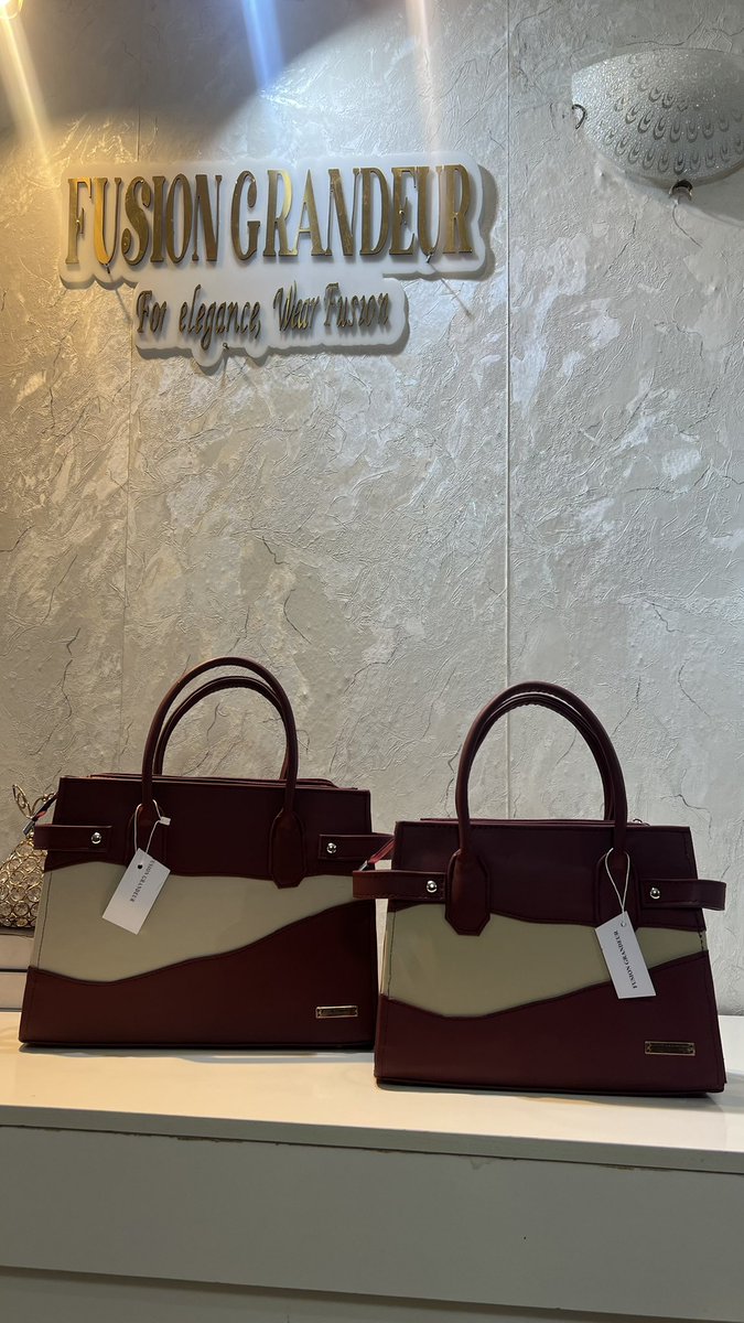 social_nerddddd's tweet photo. Just 50 people to buy work bags before Wednesday 🥺🤎.

When it comes to functional, Durable and unique work bags, nobody comes close.
I’m really good at what I do and you’d definitely not regret buying from me.

Price ranges from NGN 43,000 - NGN 48,000 depending on the Sizes you want.

Available in preferred colors and all bags comes with an extra strap. For more visit 🙂👇

https://t.co/uycp2A2sJa
