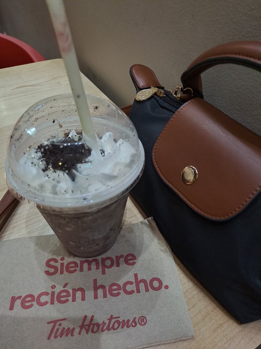 Less 🇲🇽 PEACH AND ME ERA tweet media