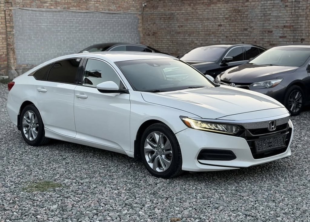 echidiimemotors's tweet photo. PRE-ORDER 🇰🇿 
DISTRESS OFFER!

The Exquisite 2019 HONDA ACCORD LX EDITION (Foreign-Used).
Mileage: 173,173km.
360 Camera.
Acquisition Value: ₦11,999,999. Only. (BUYING, SHIPPING AND CUSTOMS CLARENCE).

A meticulously preserved masterpiece offering velutinous comfort, whisper-quiet performance, and enduring prestige. 

Payments accepted via Naira, Dollar, USDT, or Bitcoin.

Curated by Echi🪶