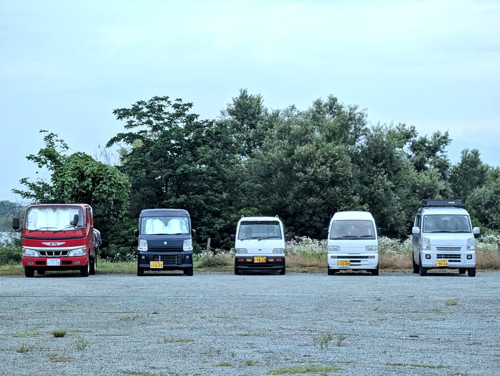 newpower_V10SS's tweet photo. 関係者(？)駐車場 https://t.co/hOJxlW62MB