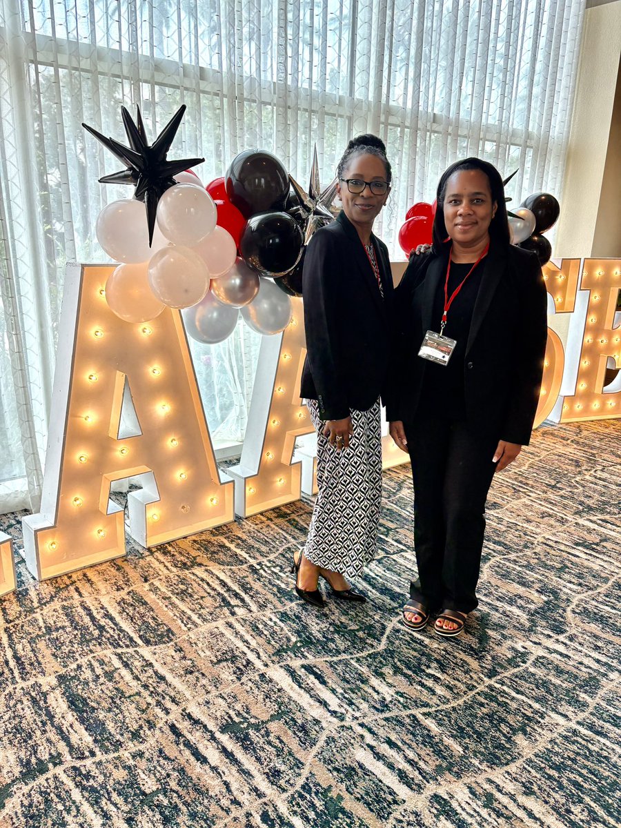 KatachaMiller's tweet photo. “The Key to Success is Dedication to Life-long Learning.” ~Stephen Covey ~ It was great connecting with fellow educators at the @HAABSE3 Summer Conference! ❤️🖤🤗📝 #SummerPD #PrincipalLife #WomenWhoLead https://t.co/dUdf3QV4jg