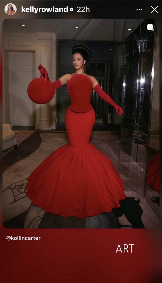 CelebLoveBardi's tweet photo. Kelly Rowland posted Cardi B's Paris Fashion Week look:

“ART” https://t.co/GXuilaDcza