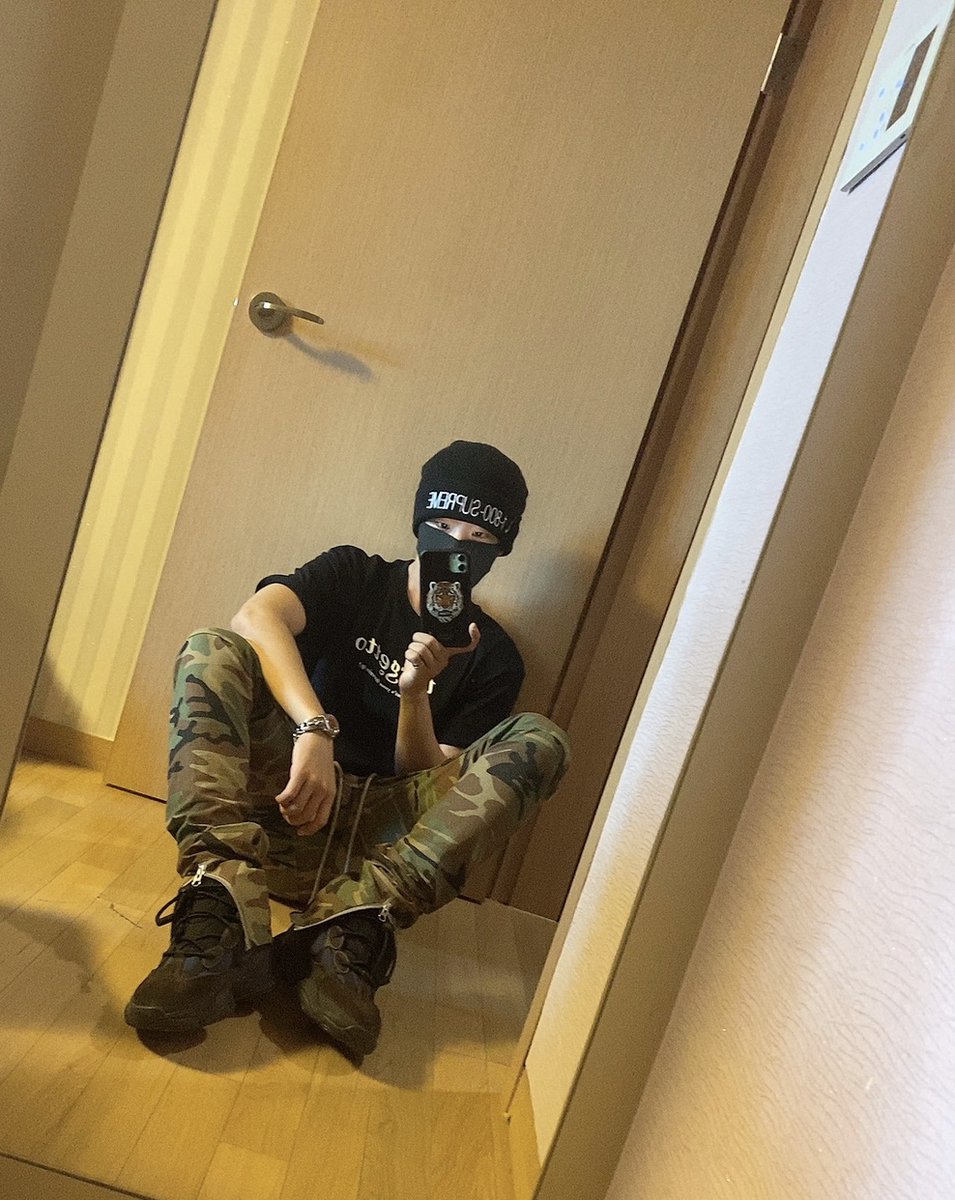 DaybyDayHoshi's tweet photo. 20200601 Hoshi Weverse Update

#Hoshi #호시 https://t.co/K9Zg5k6vHp