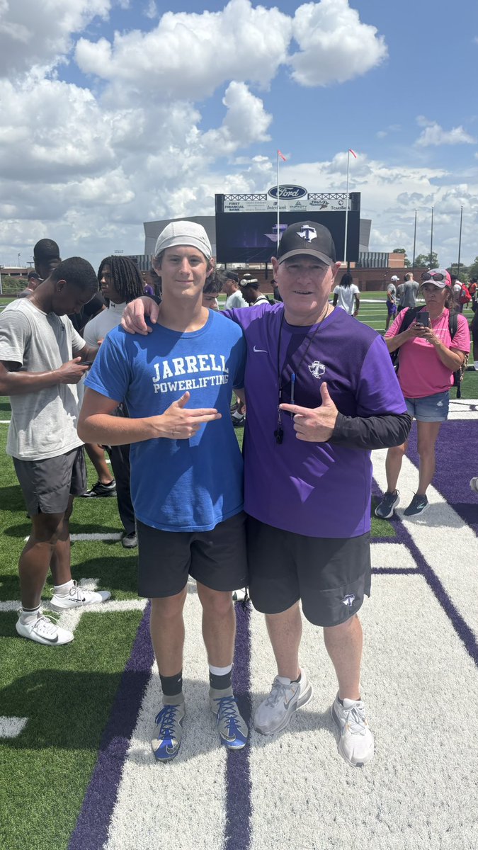 Joshuamoran2028's tweet photo. Grateful for the opportunity to compete at the Tarleton State University Football Camp. The competition pushed me to be better. Thank you to @FBCoachOdom and the Tarleton staff for a great experience!๐๐ค #Grateful #TarletonFootball
#TrustTheProcess #KeepWorking https://t.co/L9fAsWNkbo