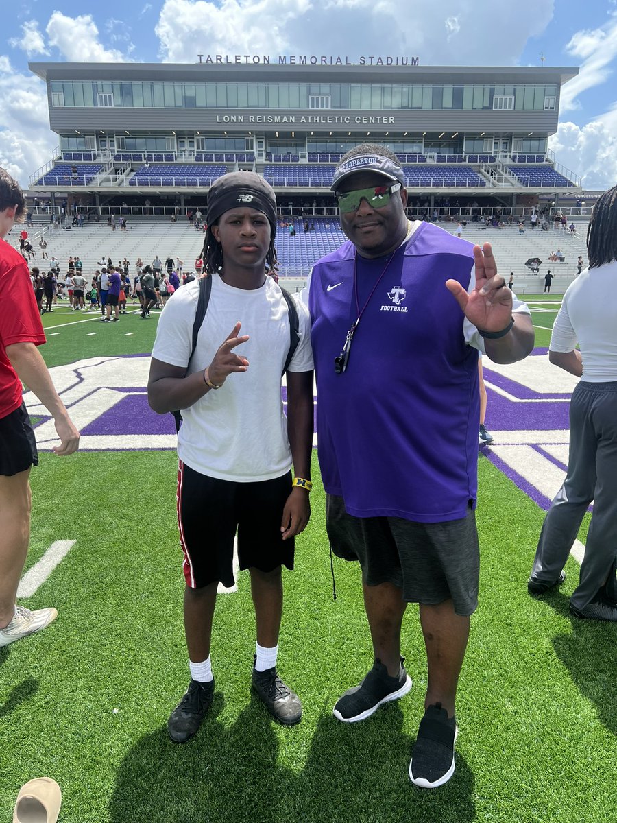 _Lando2tuff's tweet photo. Grateful for the opportunity to compete at the Tarleton State University football camp today. It was a great experience learning from the coaches and continuing to develop my skills. Every drill challenged me to improve and pushed me to become a better player. https://t.co/tFWUTHk4WQ