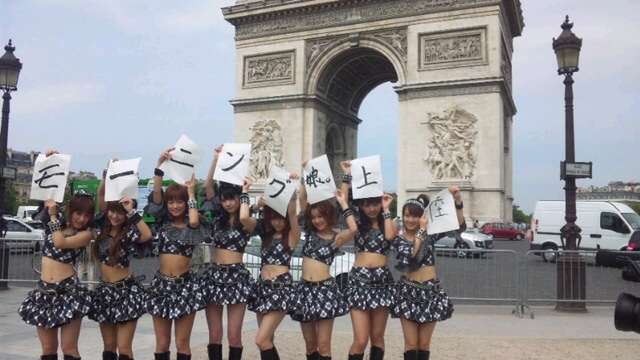 DAHLIA1223's tweet photo. 今年も #JAPANEXPO 始まったか🇫🇷
また行きたいなぁ、フランス。

#JAPANEXPO2010 
#モーニング娘。 https://t.co/tNg1yaWuxP