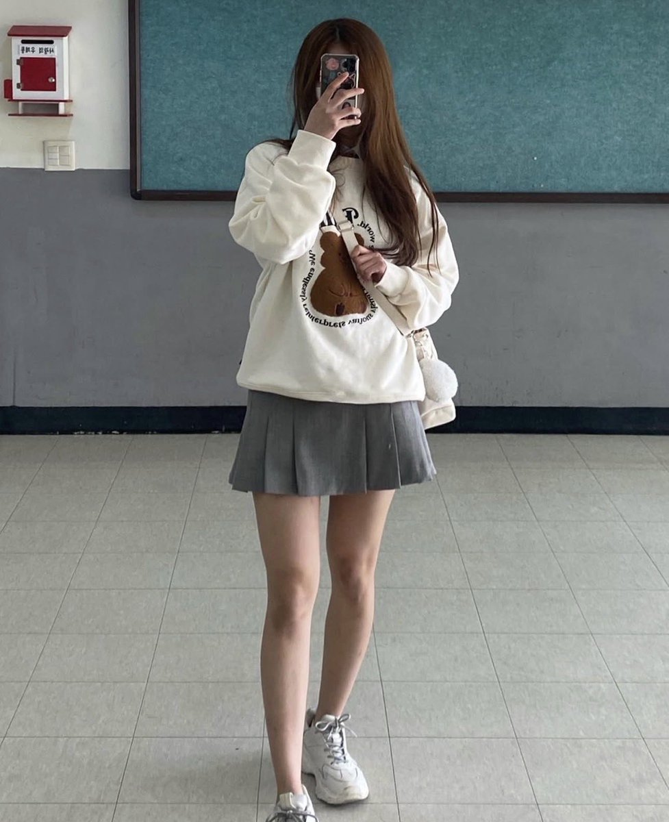 SULLYDATES's tweet photo. —  🦌 220406 Instagram update https://t.co/MeLuAlgy4Z