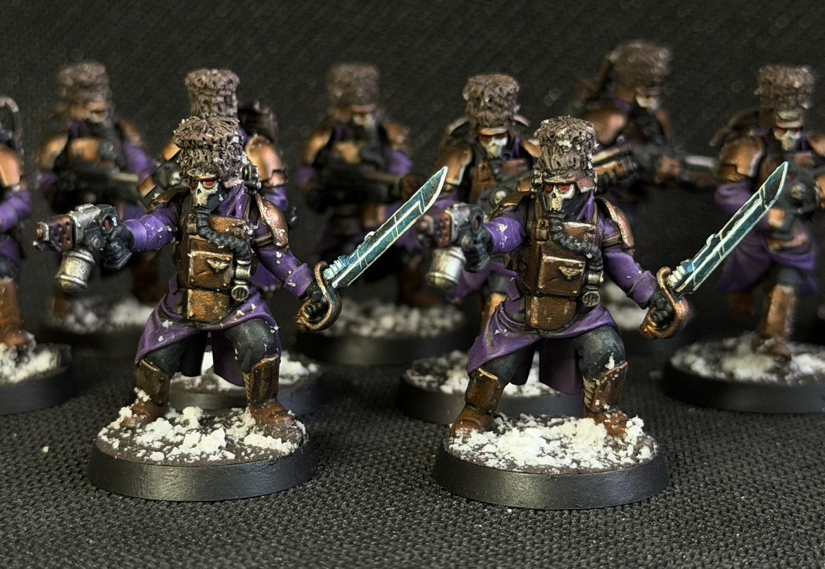 LegitMiniPaintn's tweet photo. These Krieg Engineers have been deployed to a Vostroyan regiment. Thankfully, they had some spare fuzzy hates waiting for them. #Warhammer_40000 #Vostroyan #Krieg https://t.co/lC1LzTRMSi