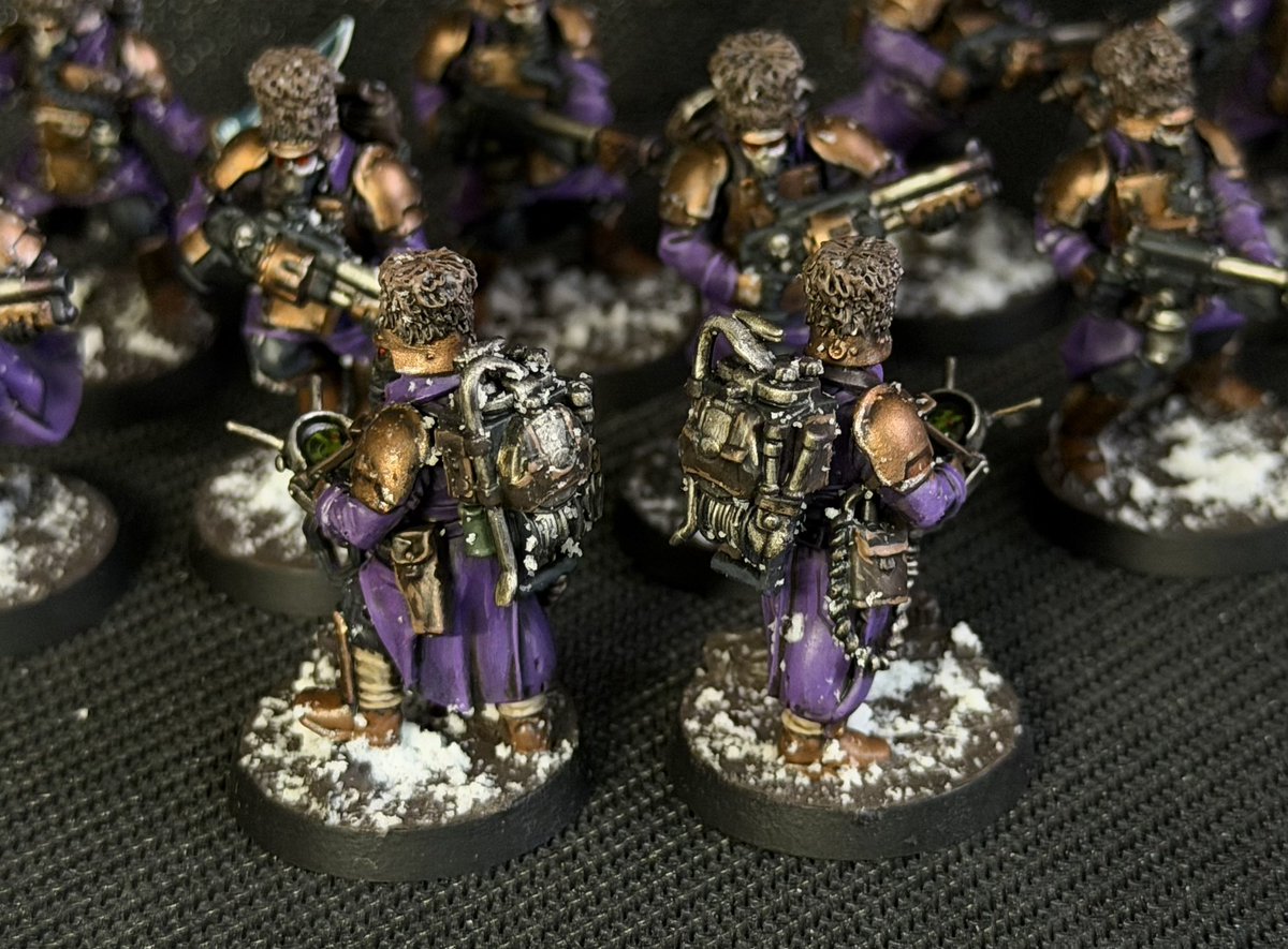 LegitMiniPaintn's tweet photo. These Krieg Engineers have been deployed to a Vostroyan regiment. Thankfully, they had some spare fuzzy hates waiting for them. #Warhammer_40000 #Vostroyan #Krieg https://t.co/lC1LzTRMSi