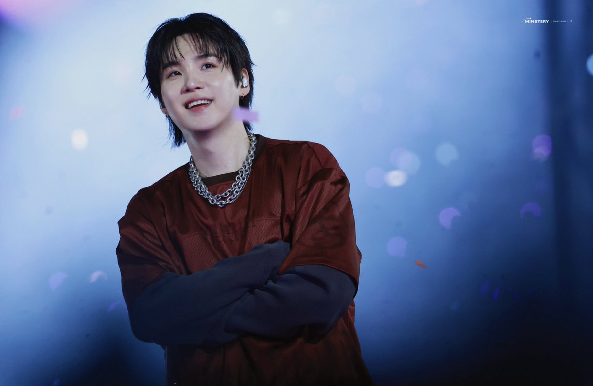 minstery_0309's tweet photo. 260707 Munich

#BTS #SUGA #슈가 #민윤기 #방탄소년단 https://t.co/cI7QKmoe9f