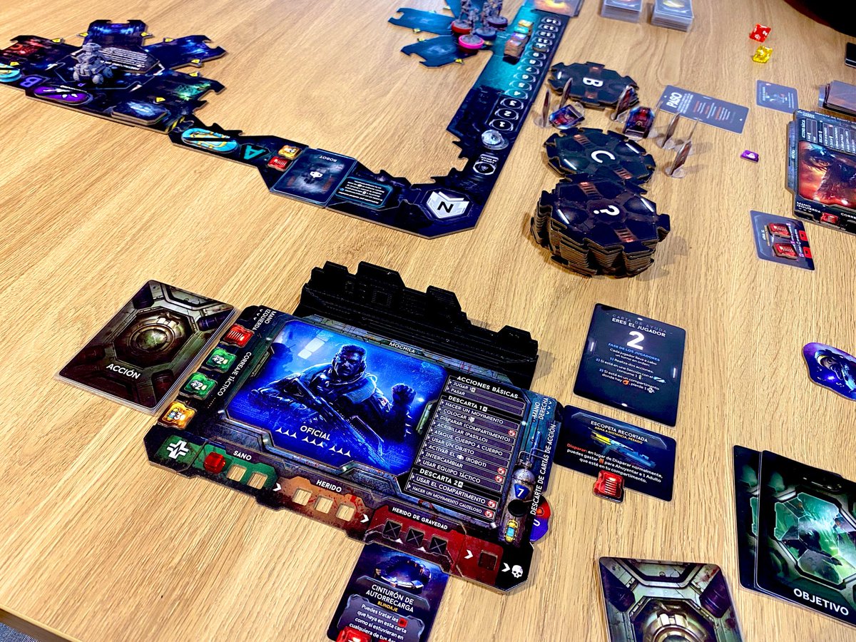 jacodolli's tweet photo. #LaCoronadelViejoRey #NemesisRepresalia #Dewan #Rebirth las partidas que se han jugado en la primera edición de #CalaveraDay , ah ! Y la fideuá estaba de muerte @Calaveraazul_ #bgg 👏🏻 https://t.co/Q3ZDk2iCNL