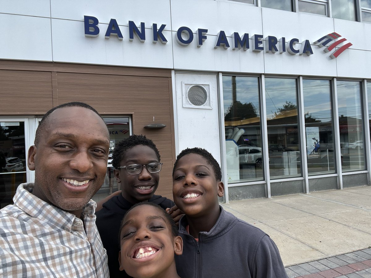 ErdleyWrightJr's tweet photo. Many thanks to @BofA’s Senior Banker Nima Montazery for helping me to open my sons’ first bank accounts today and being so caring and patient to answer all their questions! They learned so much including the difference between a debit card and a credit card! #BofA https://t.co/EmWkinSkUD
